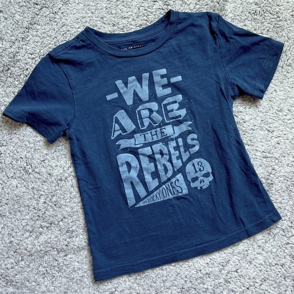 🍀 Lucky Brand Rebel Tee